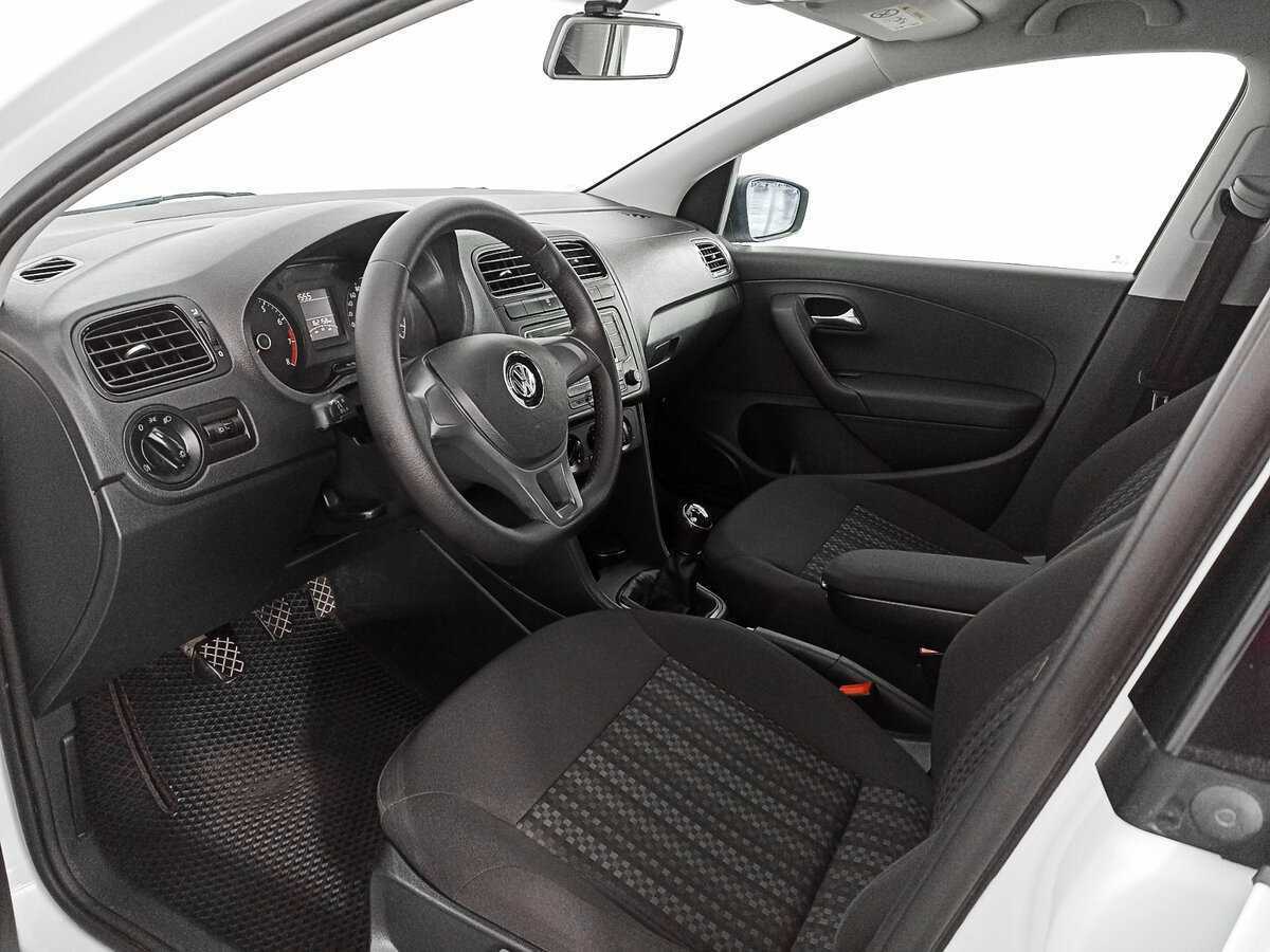Volkswagen Polo б/у, 2019, Механическая. Фото: #13