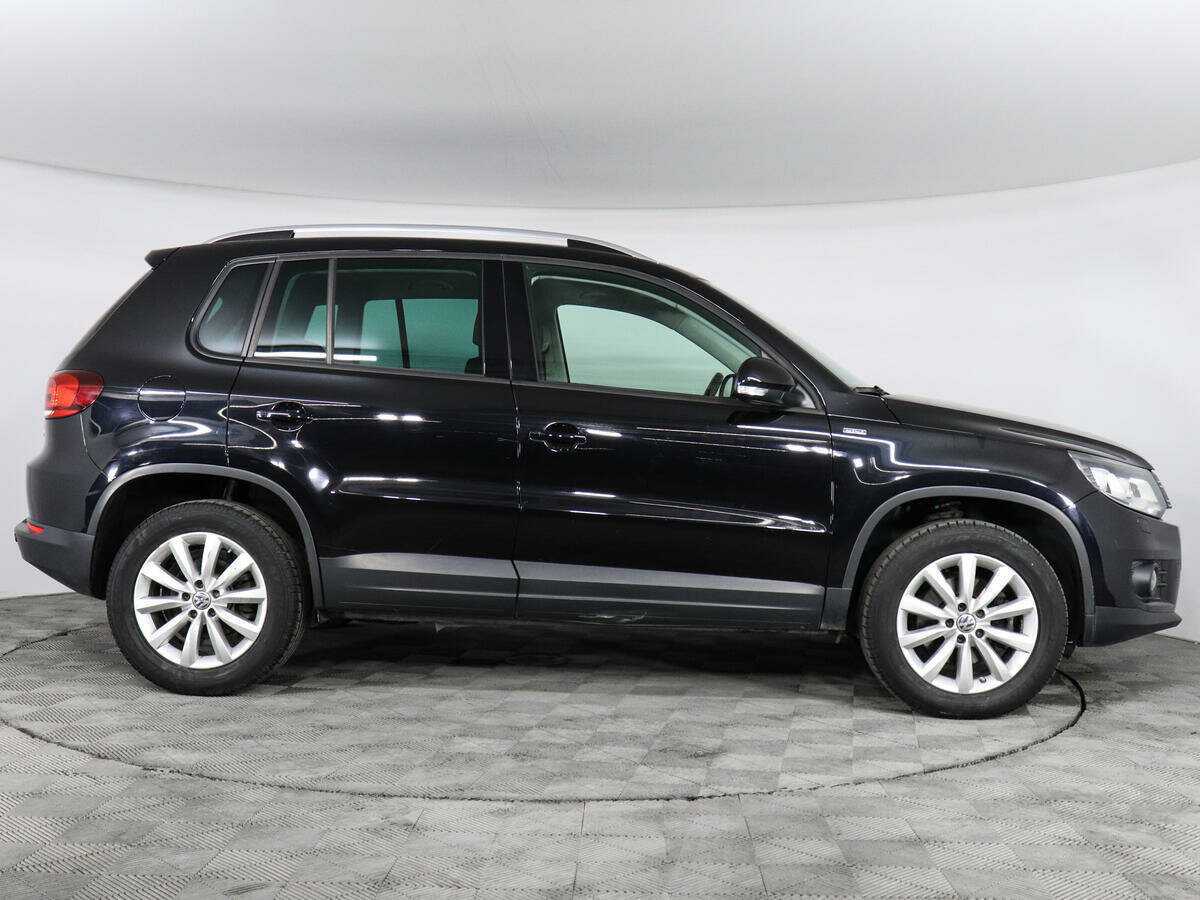 Volkswagen Tiguan б/у, 2016, Роботизированная. Фото: #3