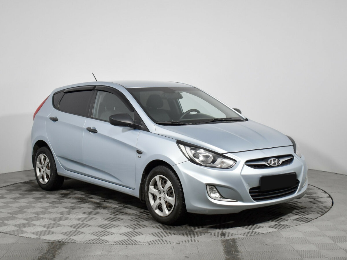 Hyundai Solaris б/у, 2014, Механическая. Фото: #2