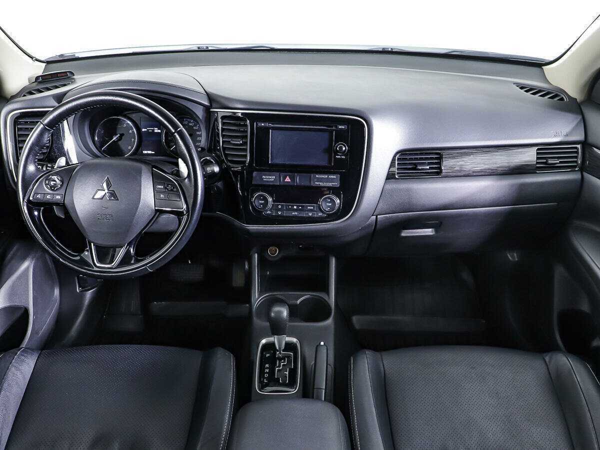 Mitsubishi Outlander б/у, 2016, Вариатор. Фото: #10