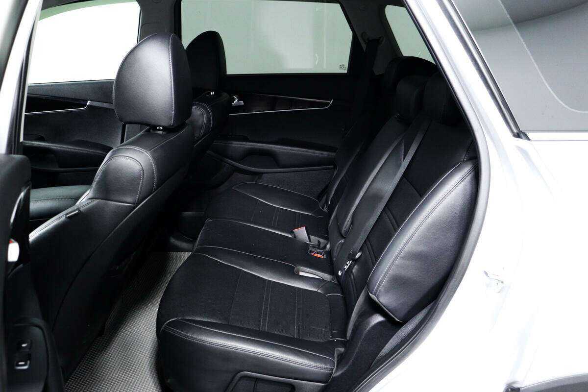 Kia Sorento б/у, 2018, Автоматическая. Фото: #11