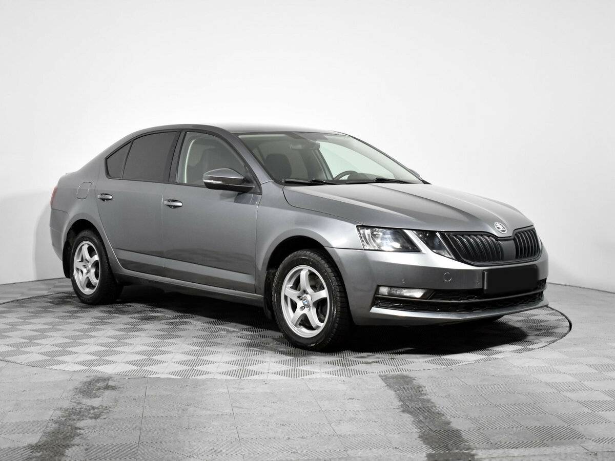 Skoda Octavia б/у, 2020, Роботизированная. Фото: #2