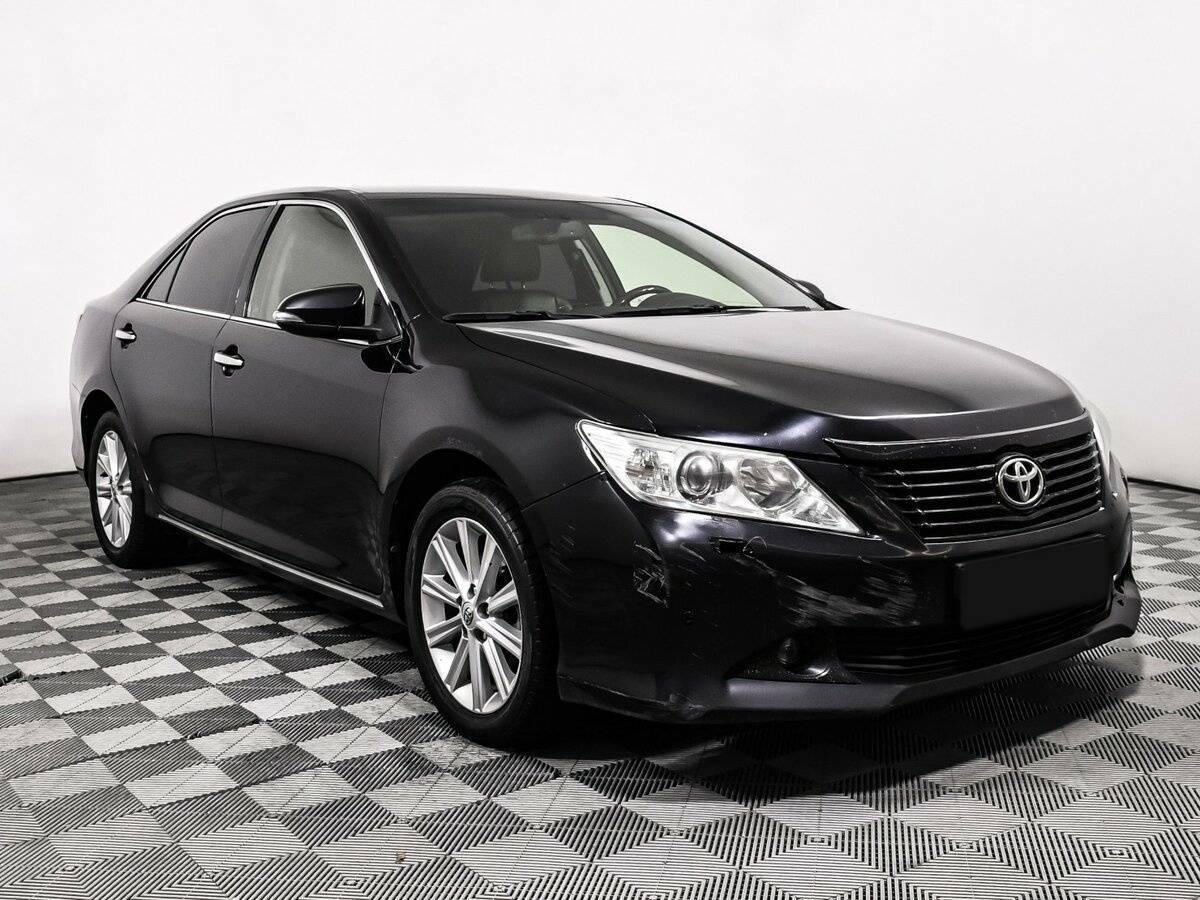 Toyota Camry б/у, 2012, Автоматическая. Фото: #2