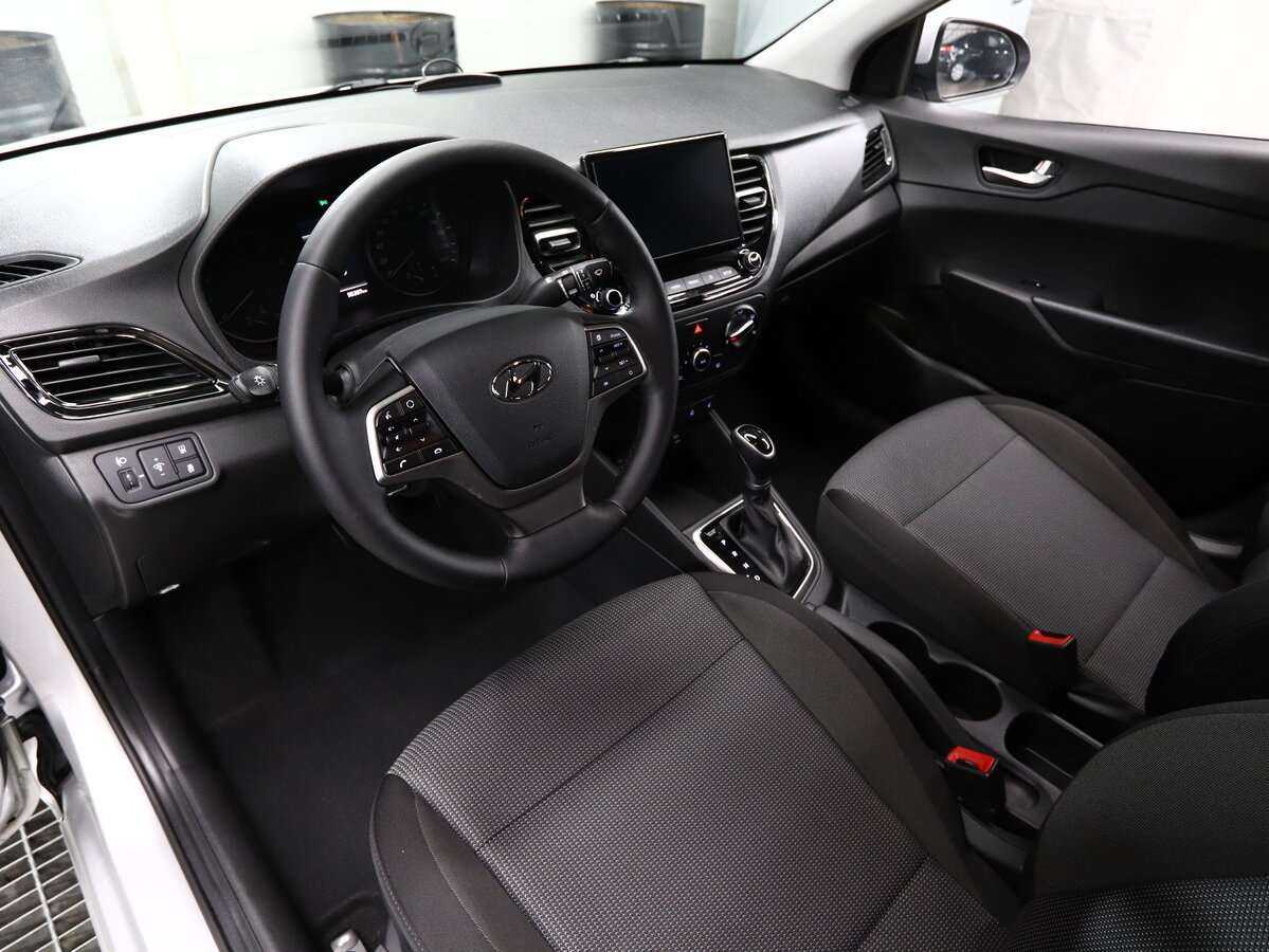 Hyundai Solaris б/у, 2021, Автоматическая. Фото: #7