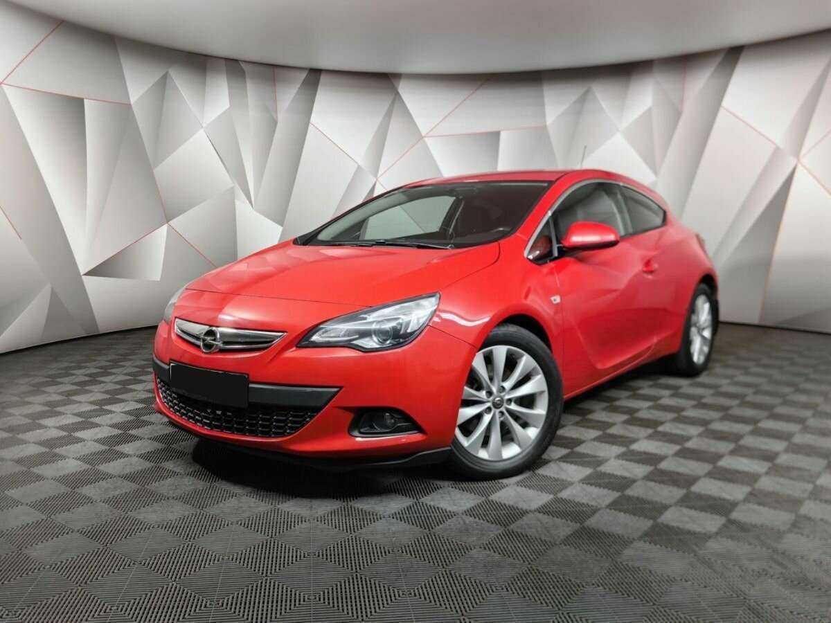 Opel Astra б/у, 2012, Механическая. Фото: #0