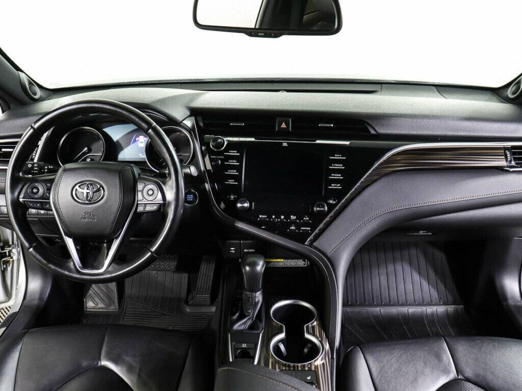 Toyota Camry б/у, 2018, Автоматическая. Фото: #12