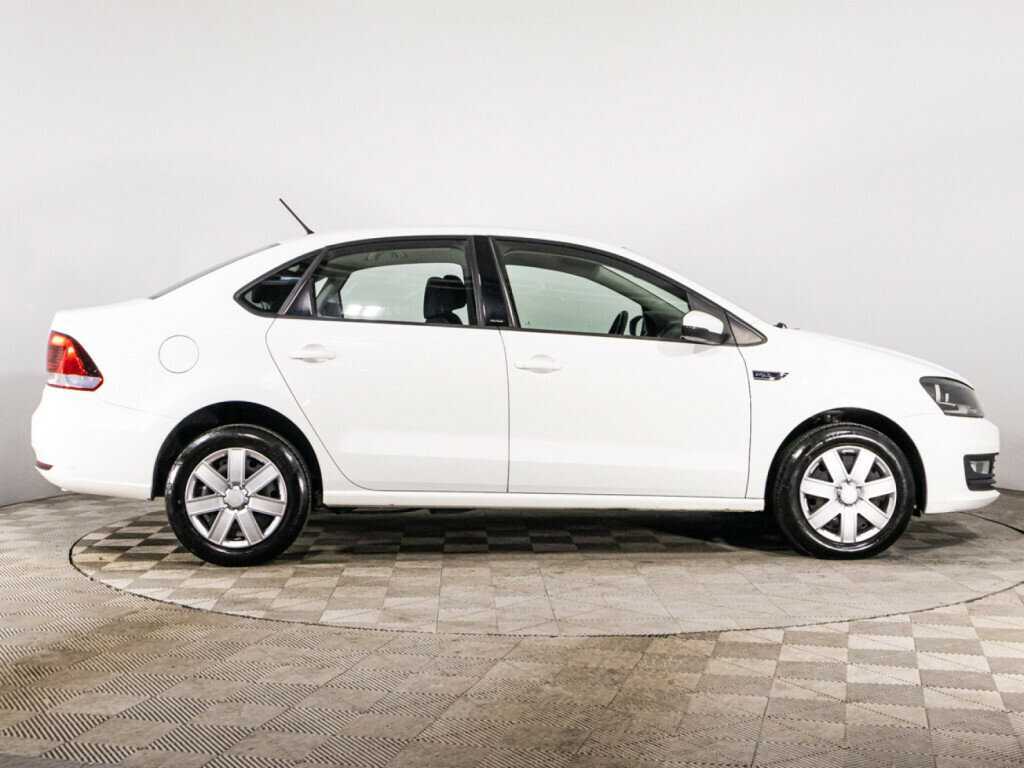 Volkswagen Polo б/у, 2016, Механическая. Фото: #3