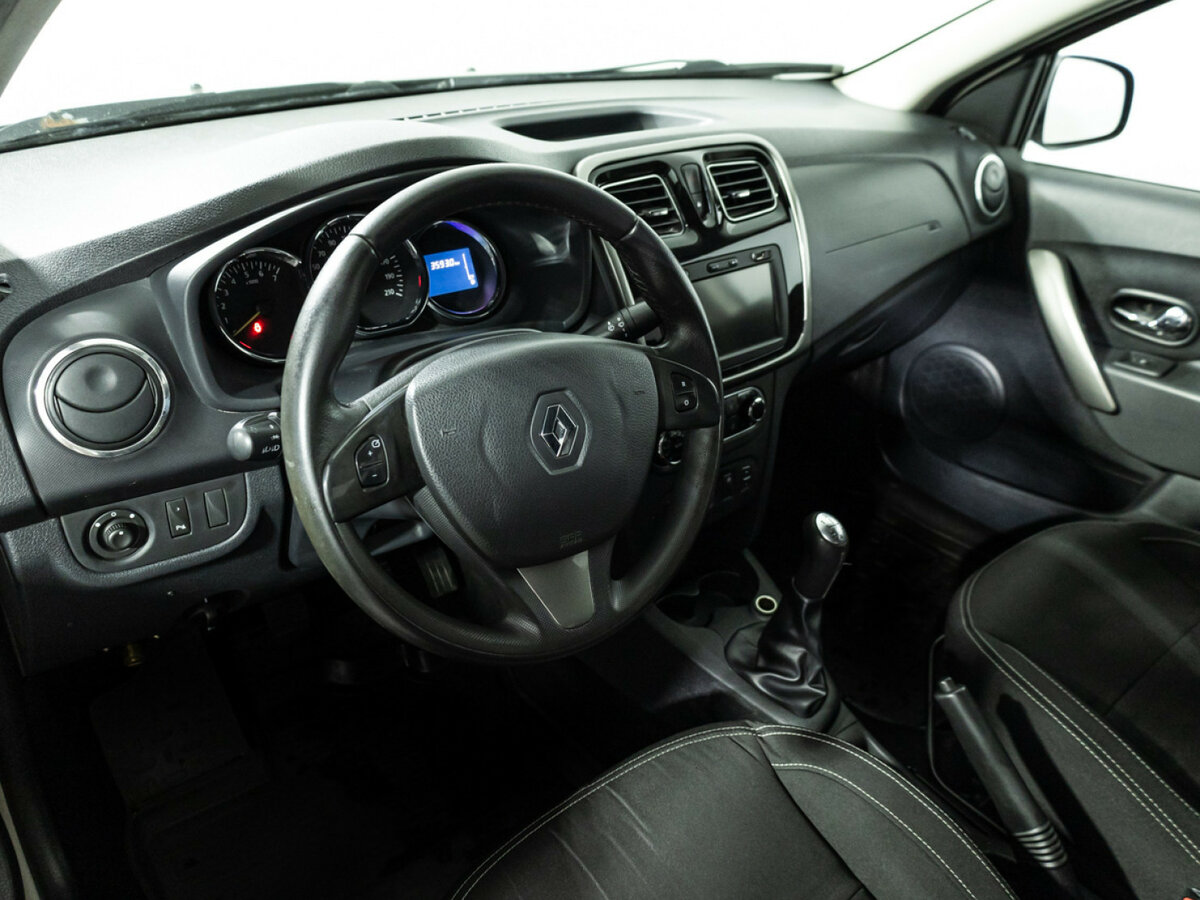 Renault Logan б/у, 2014, Механическая. Фото: #10