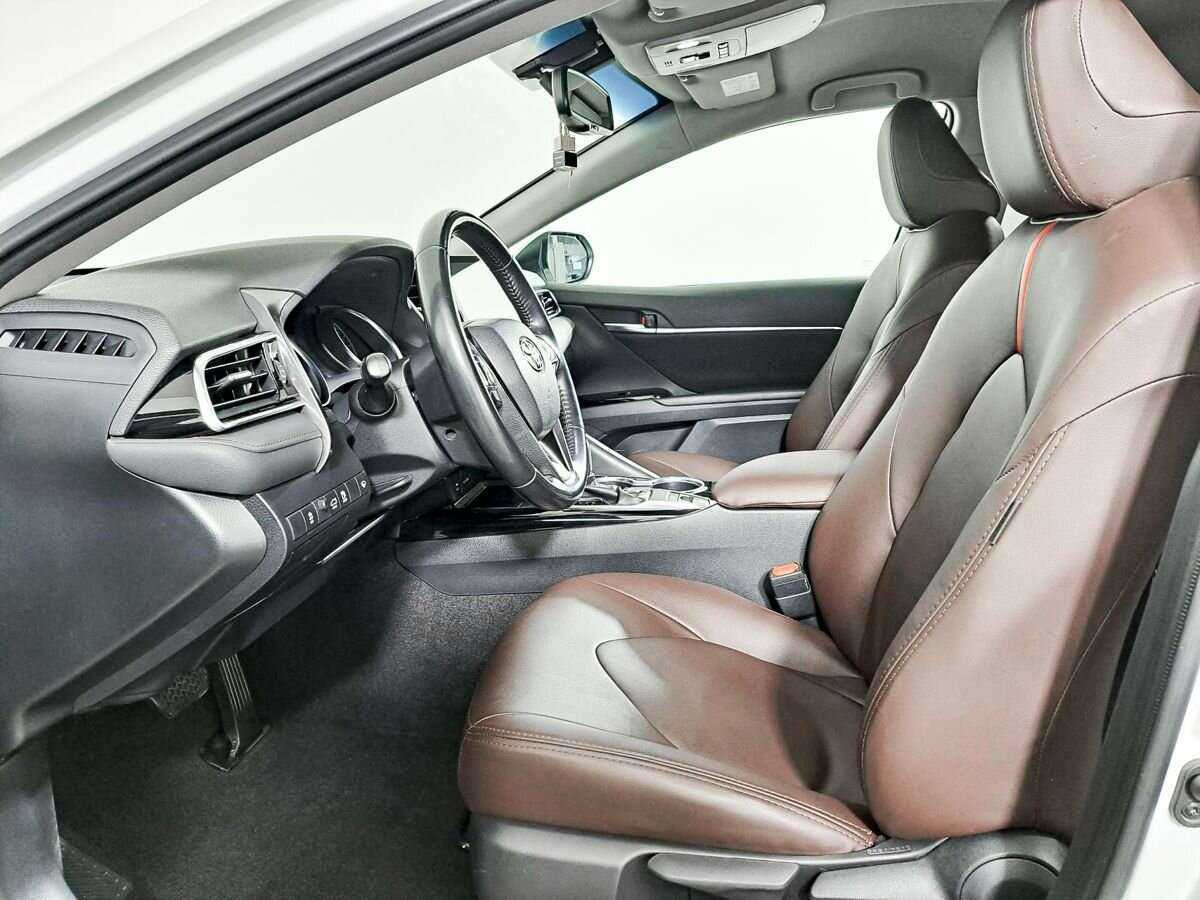 Toyota Camry б/у, 2019, Автоматическая. Фото: #13