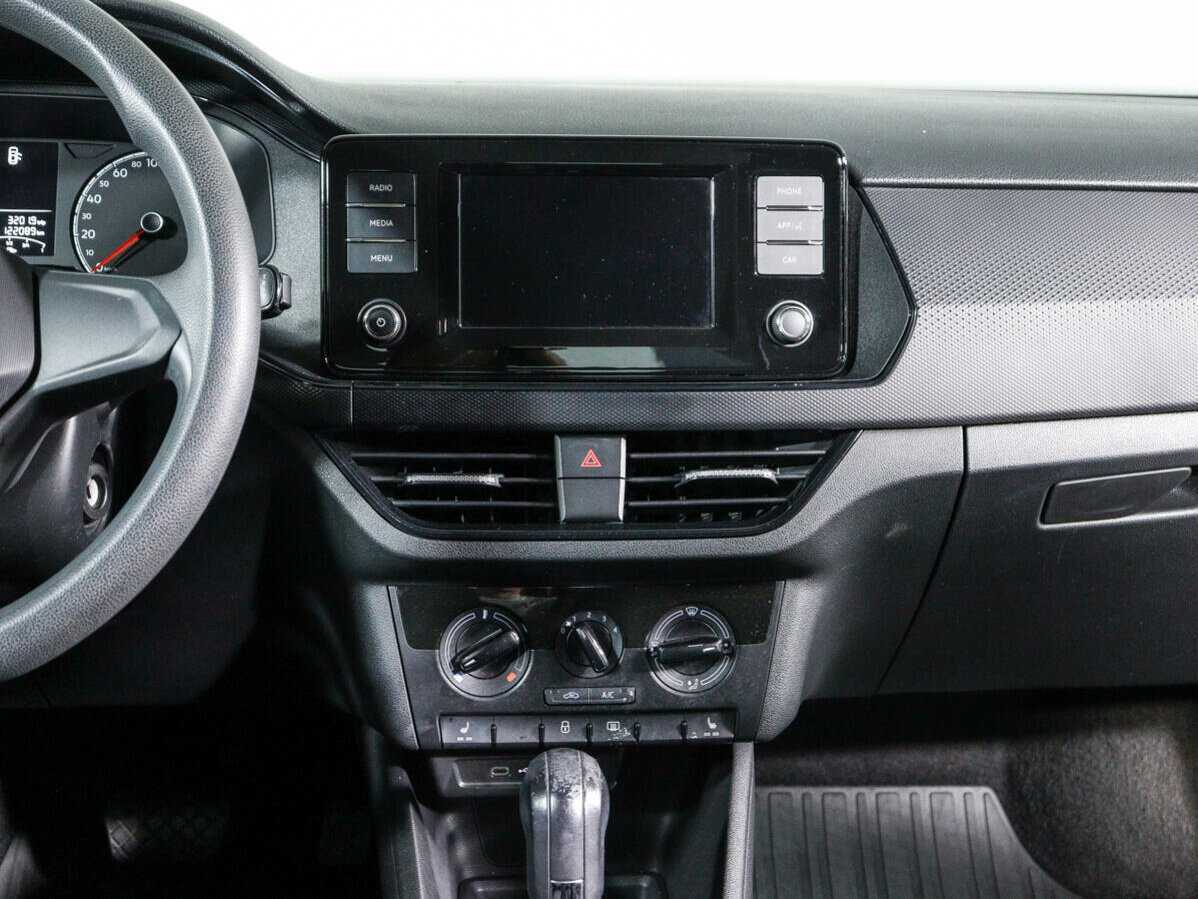 Volkswagen Polo б/у, 2020, Автоматическая. Фото: #12