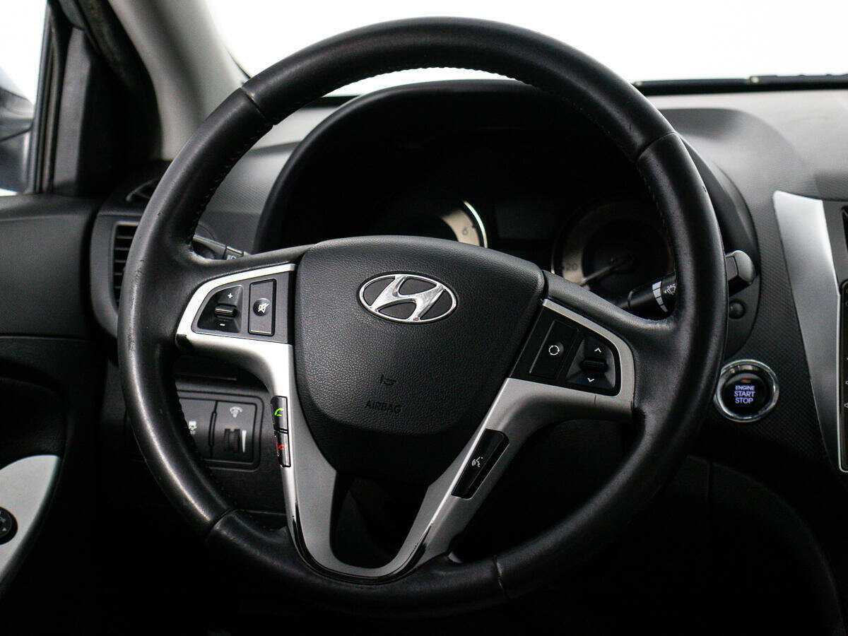 Hyundai Solaris б/у, 2012, Автоматическая. Фото: #14