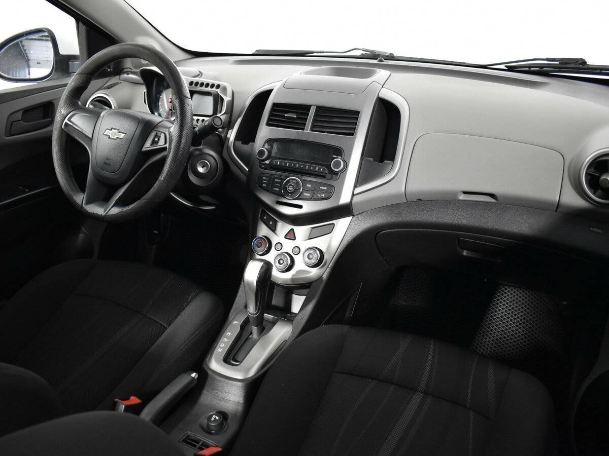 Chevrolet Aveo б/у, 2013, Автоматическая. Фото: #9