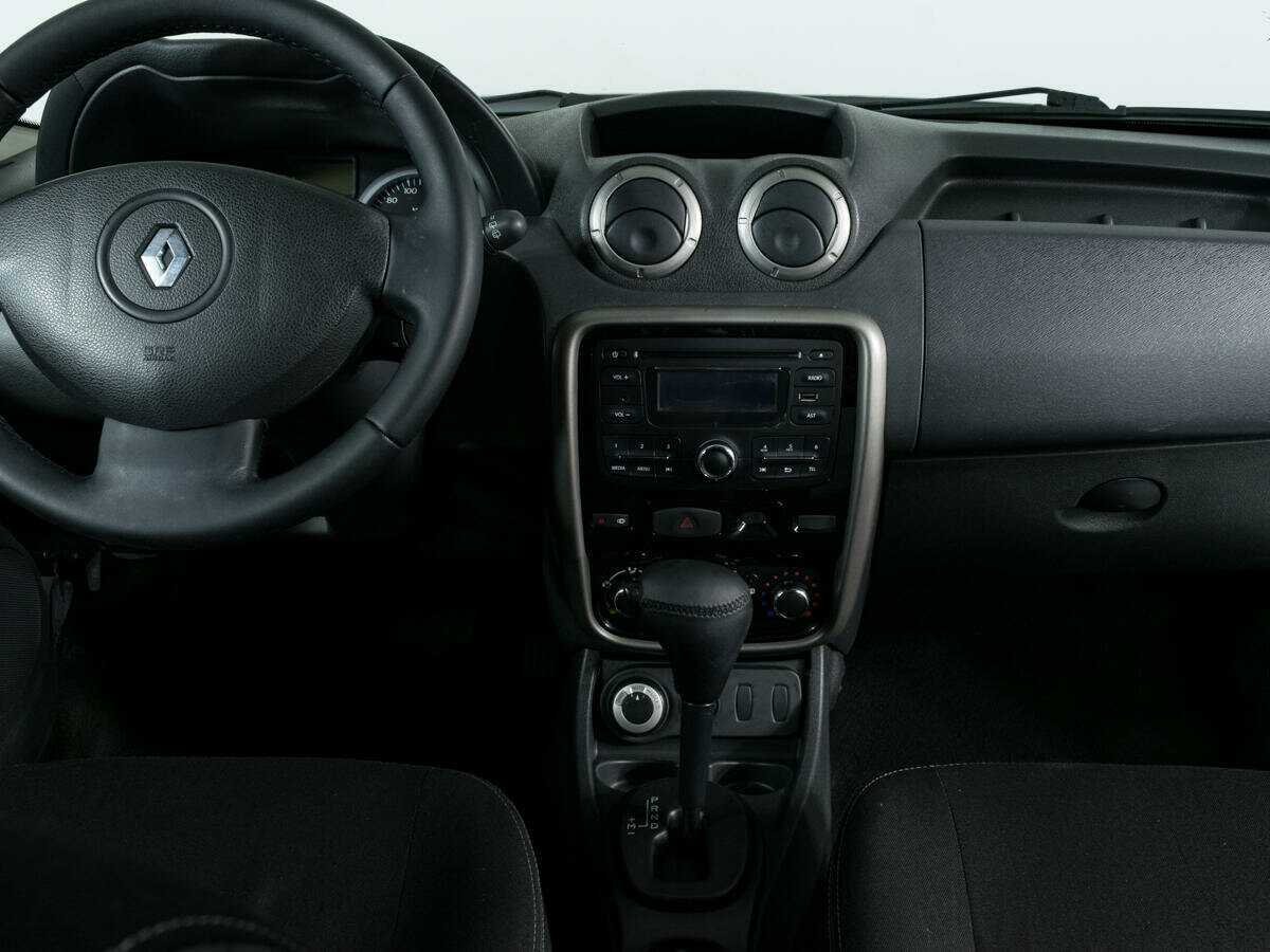 Renault Duster б/у, 2014, Автоматическая. Фото: #9