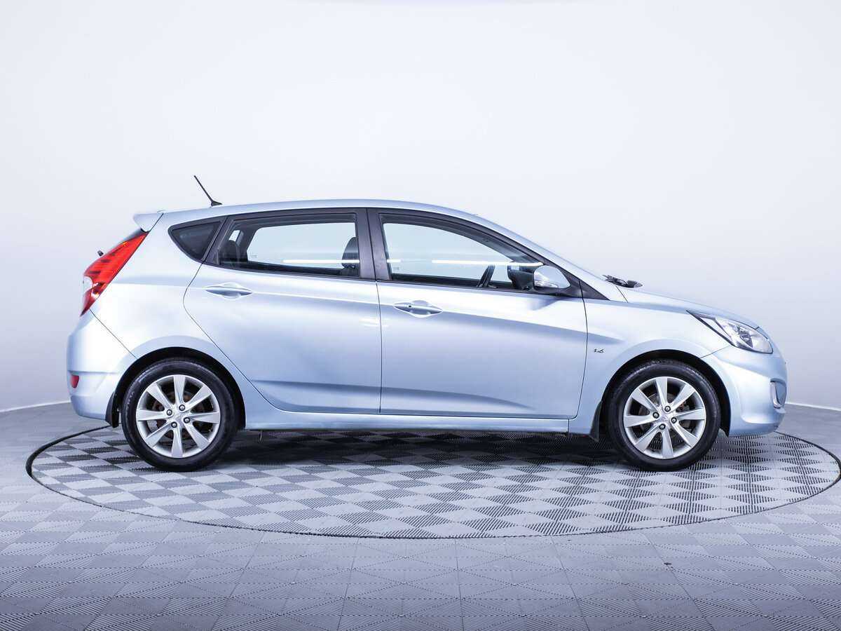 Hyundai Solaris б/у, 2012, Автоматическая. Фото: #3