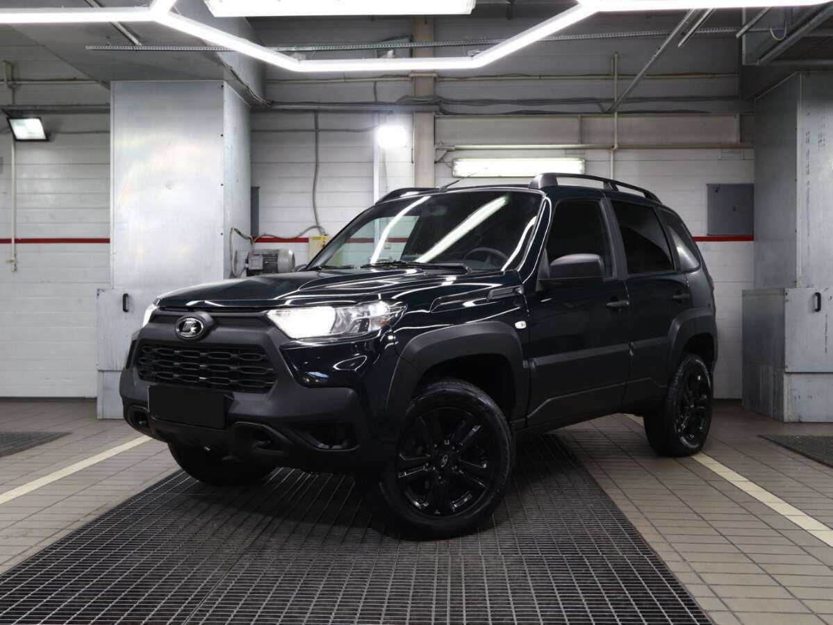 Lada (ВАЗ) Niva б/у, 2023, Механическая. Фото: #0