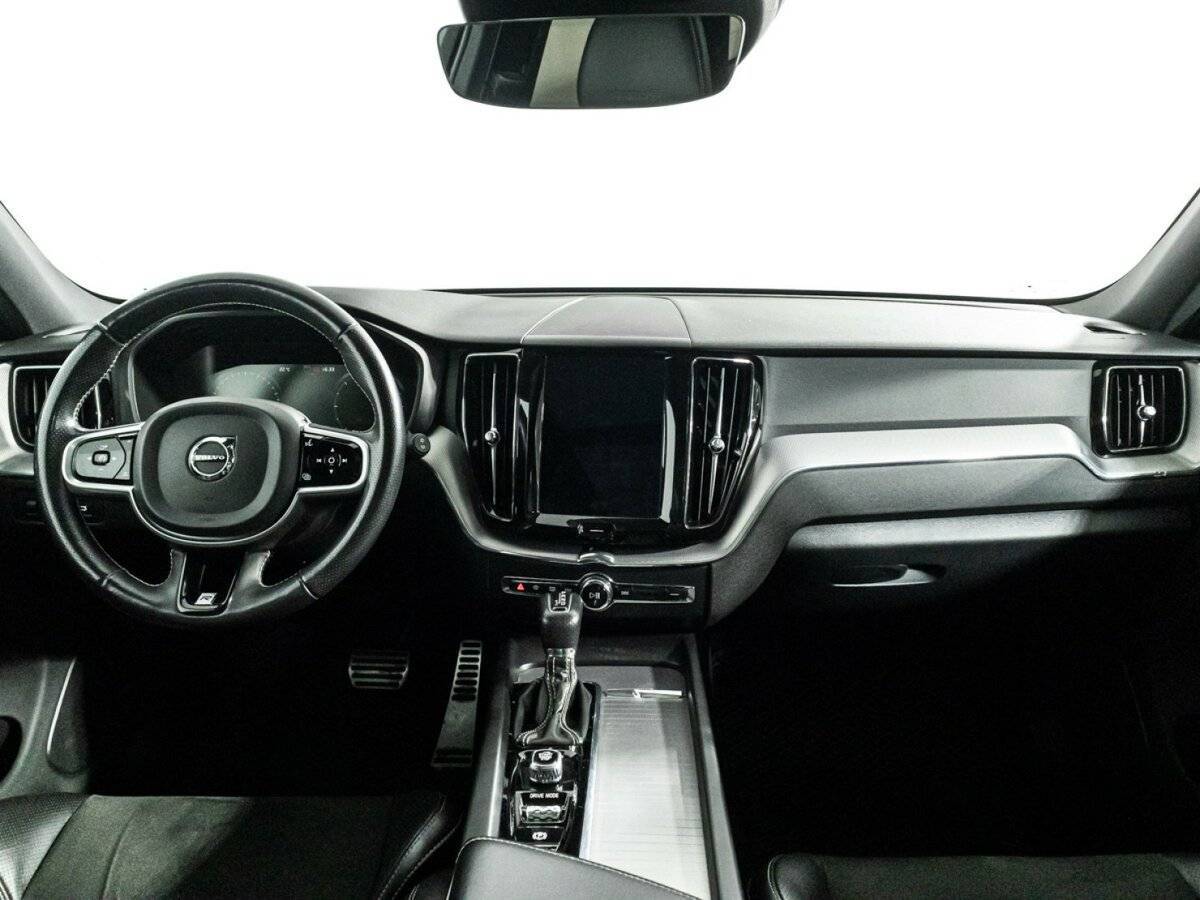 Volvo XC60 б/у, 2018, Автоматическая. Фото: #12