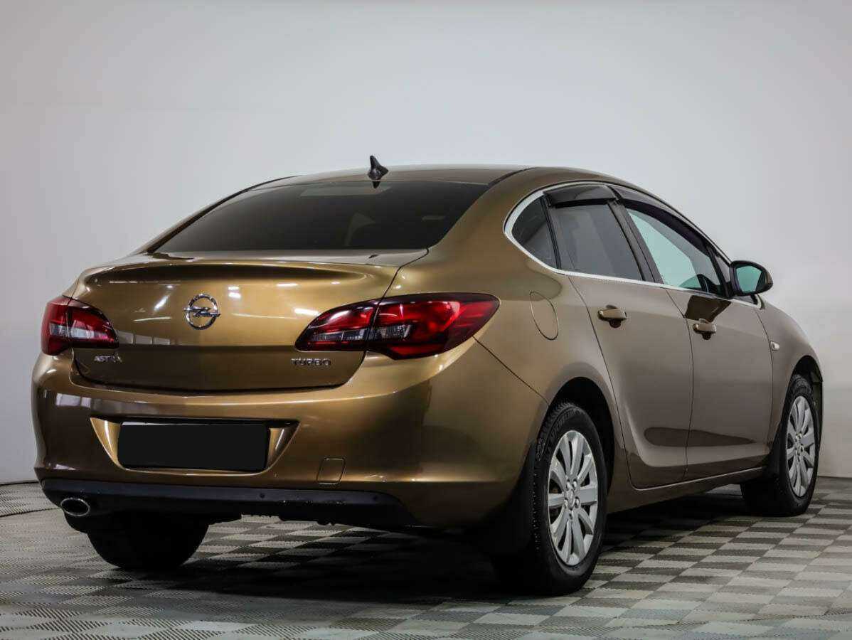 Opel Astra б/у, 2015, Автоматическая. Фото: #3