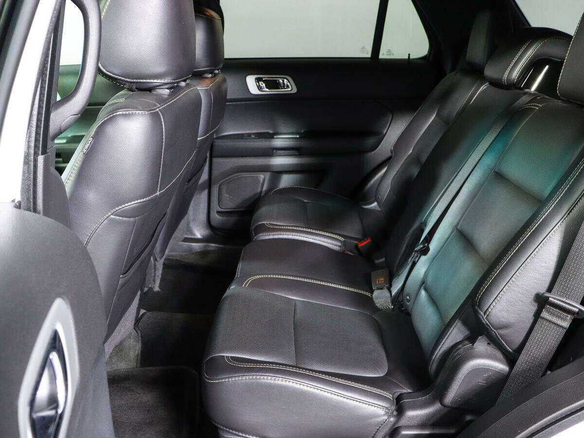 Ford Explorer б/у, 2015, Автоматическая. Фото: #10