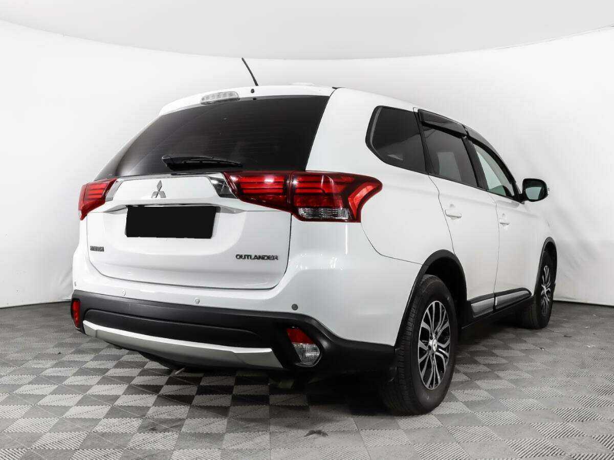 Mitsubishi Outlander б/у, 2016, Вариатор. Фото: #4