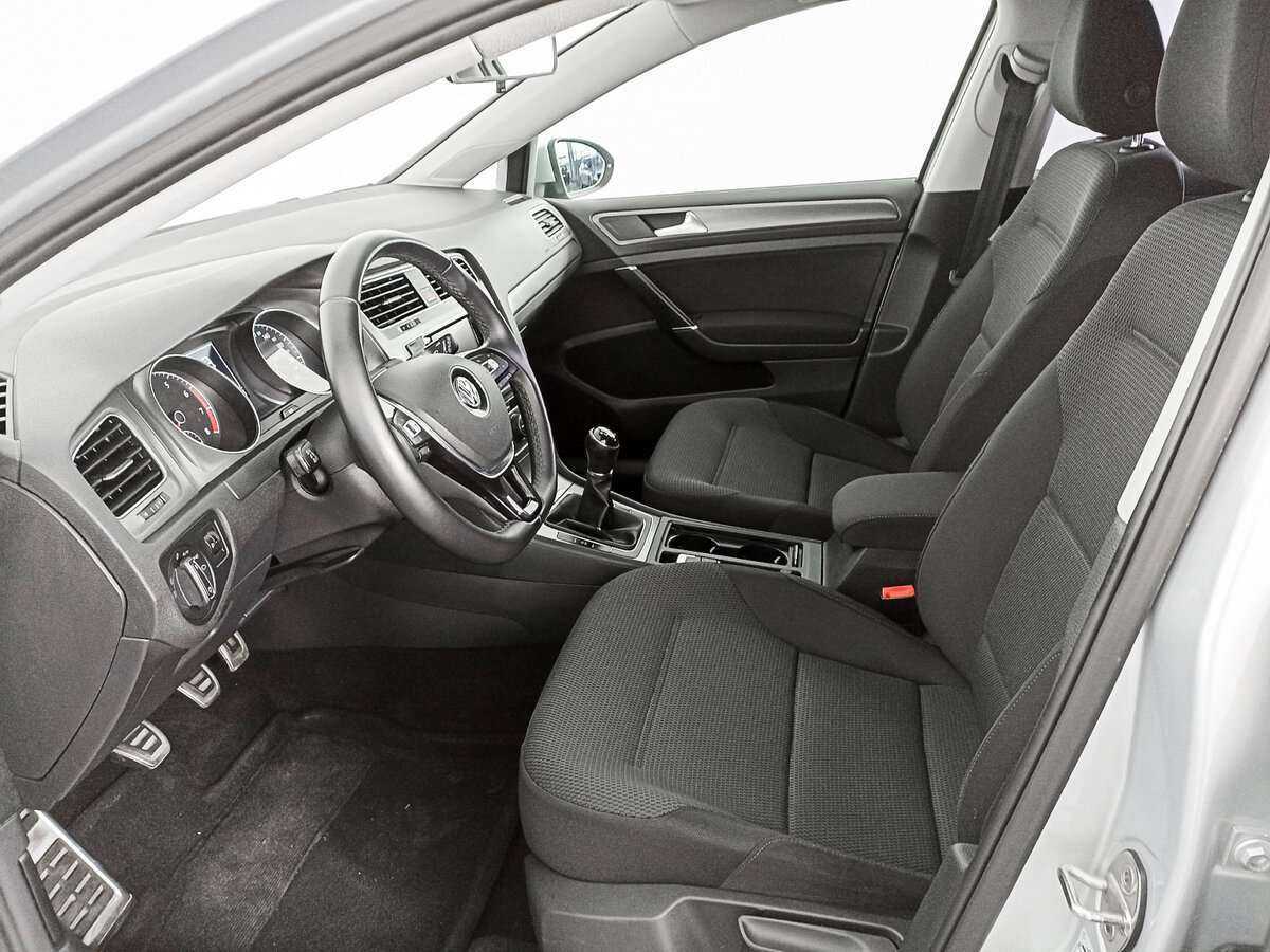 Volkswagen Golf б/у, 2013, Механическая. Фото: #13