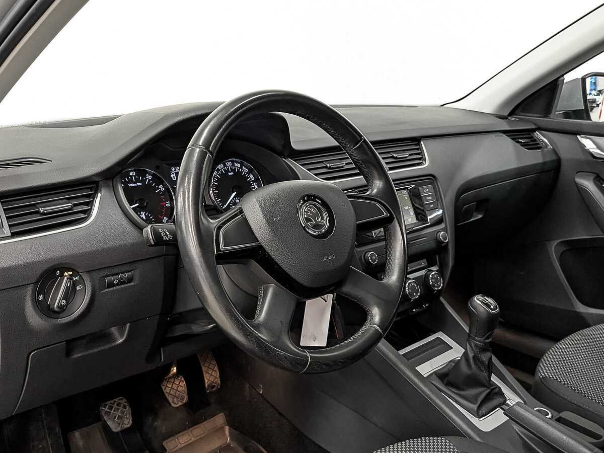 Skoda Octavia б/у, 2016, Механическая. Фото: #14