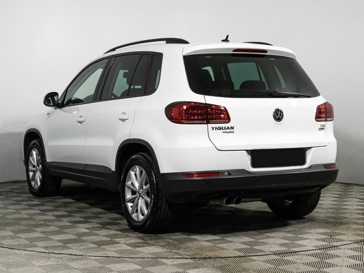 Volkswagen Tiguan б/у, 2015, Механическая. Фото: #6
