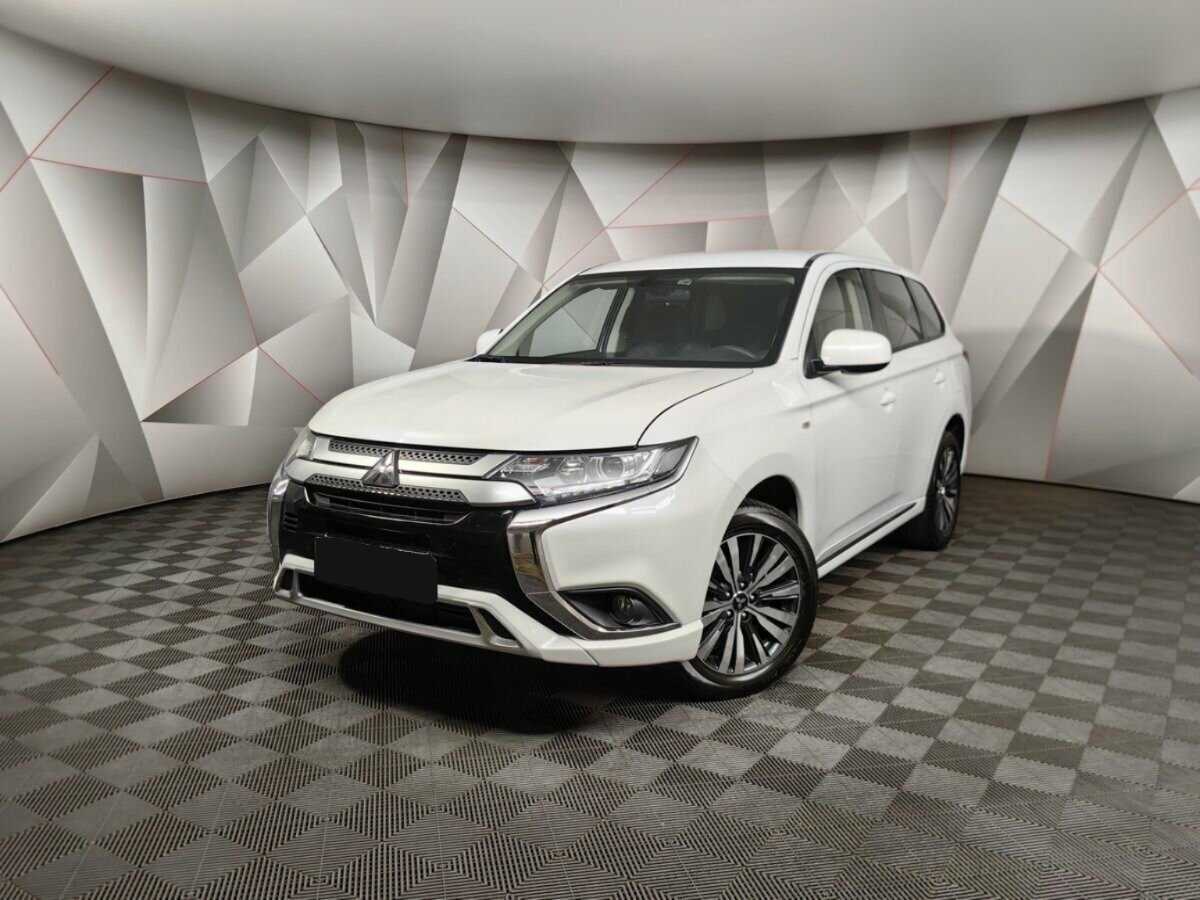 Mitsubishi Outlander б/у, 2022, Вариатор. Посмотреть фото