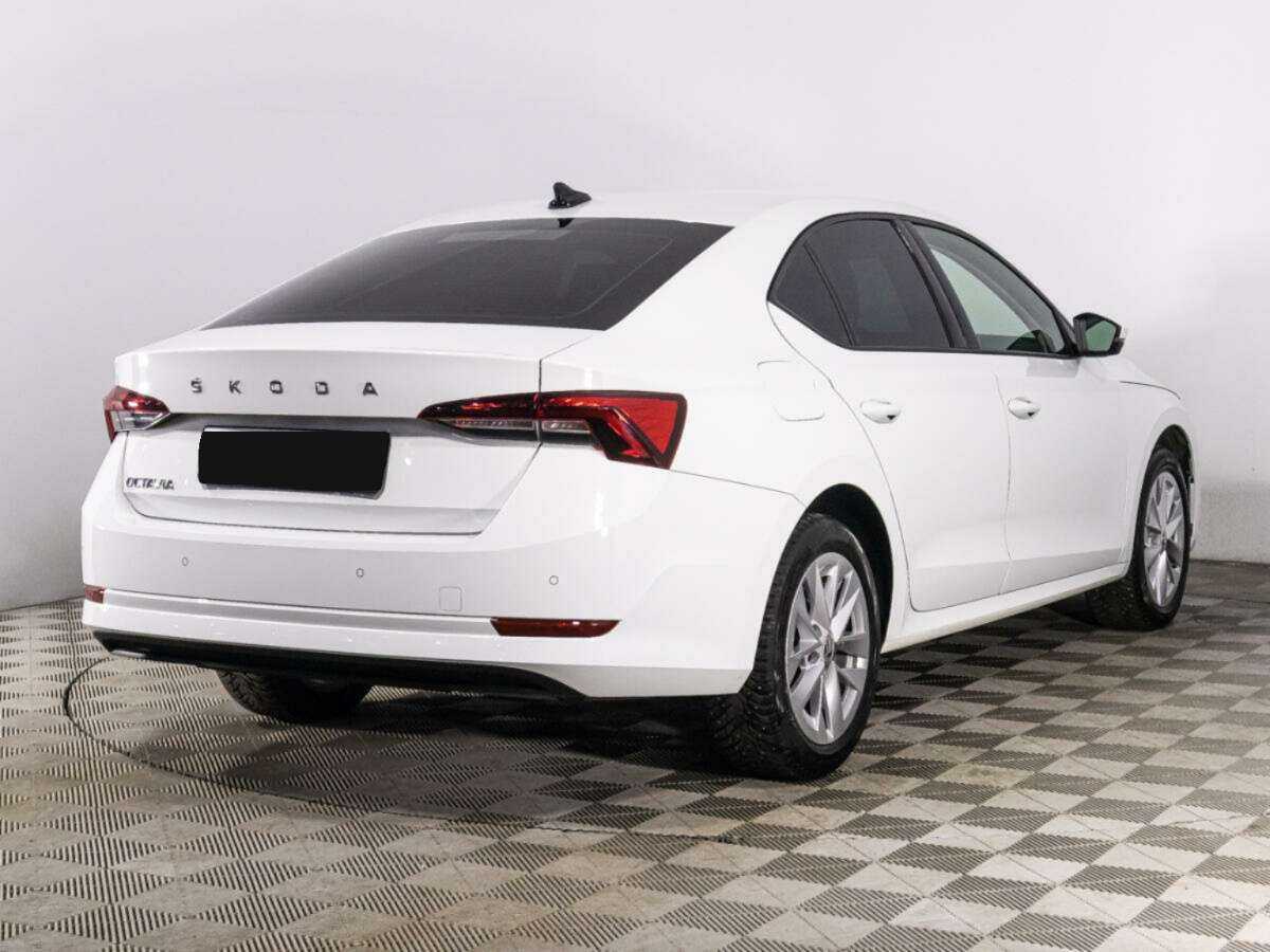 Skoda Octavia б/у, 2021, Автоматическая. Фото: #4