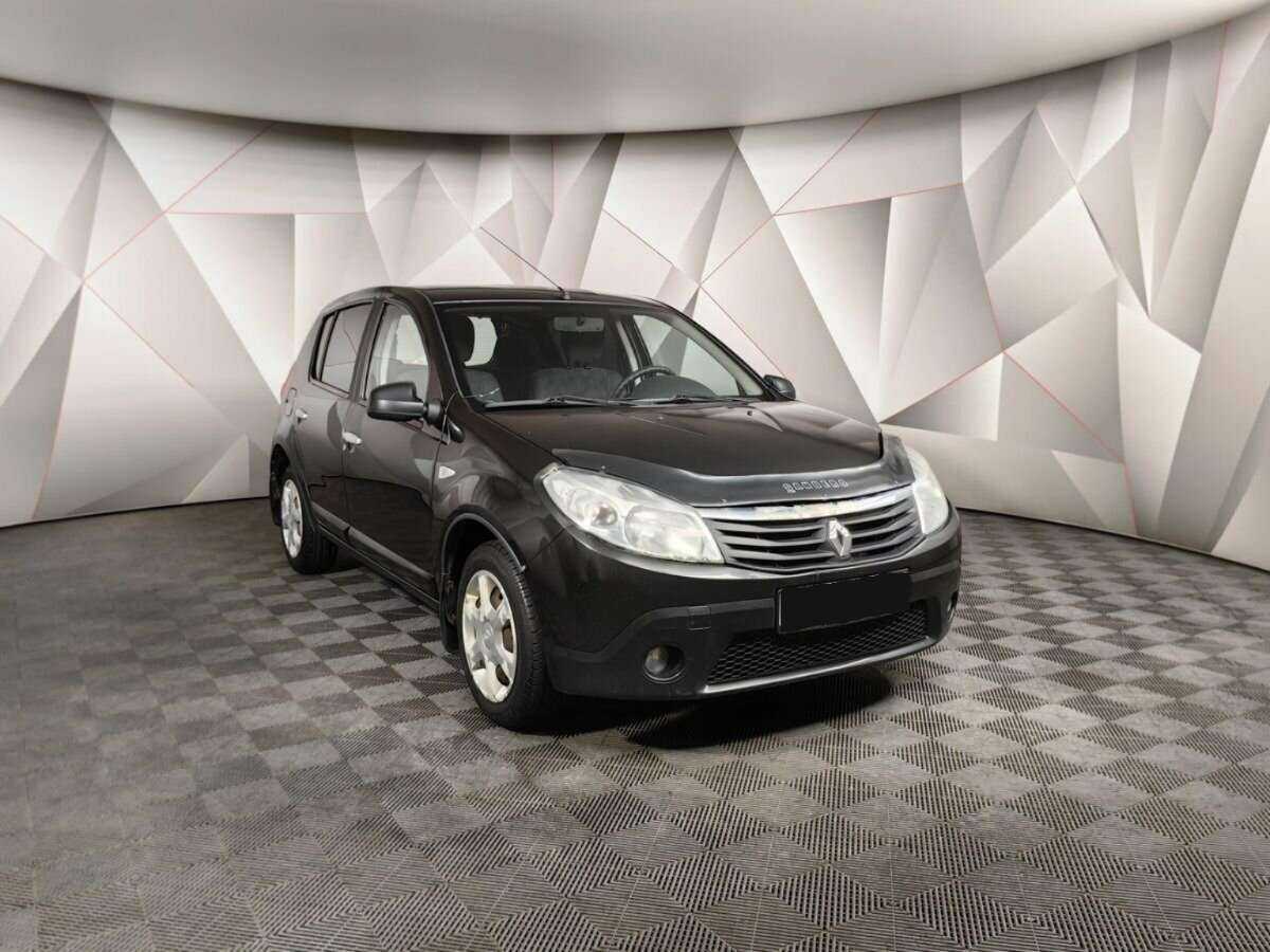 Renault Sandero б/у, 2013, Механическая. Фото: #2