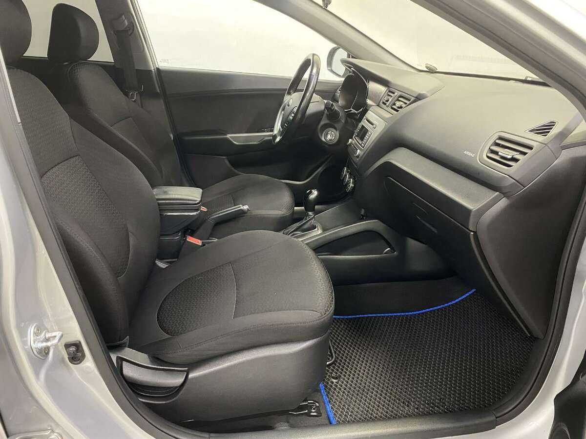 Kia Rio б/у, 2017, Автоматическая. Фото: #12