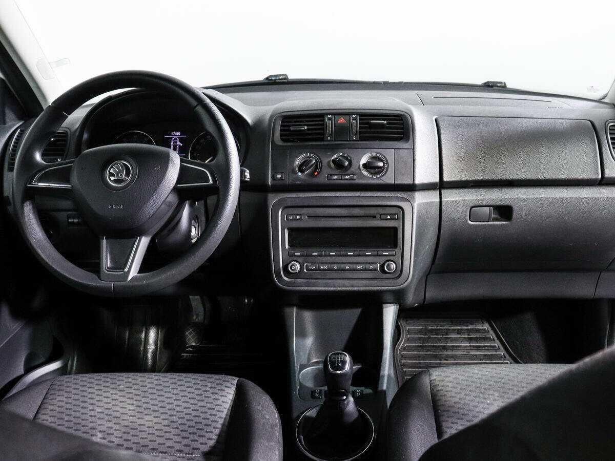 Skoda Fabia б/у, 2014, Механическая. Фото: #10