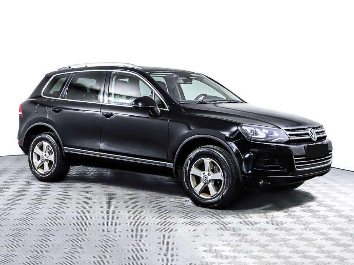 Volkswagen Touareg б/у, 2013, Автоматическая. Фото: #2