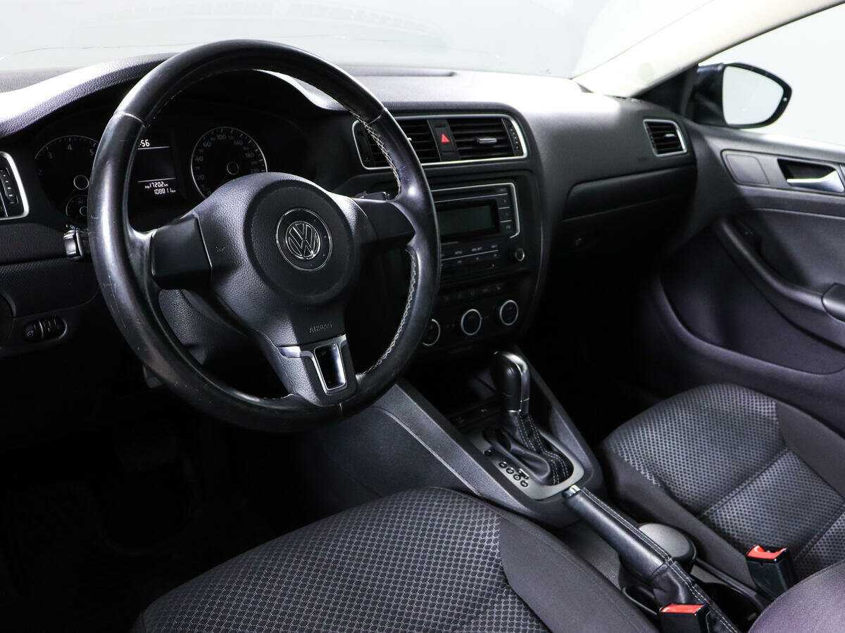 Volkswagen Jetta б/у, 2014, Автоматическая. Фото: #13