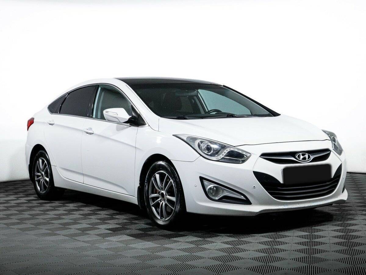 Hyundai i40 б/у, 2013, Автоматическая. Фото: #2