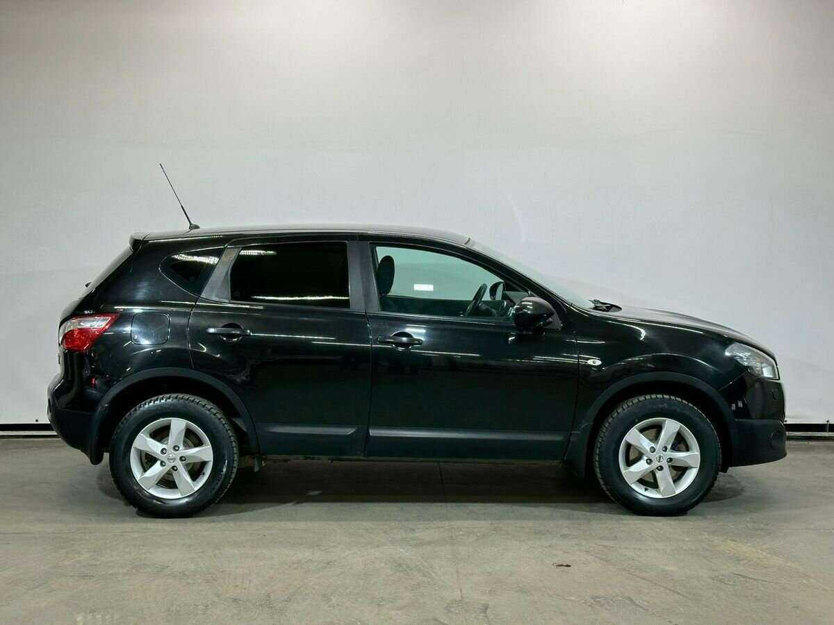 Nissan Qashqai б/у, 2013, Механическая. Фото: #3