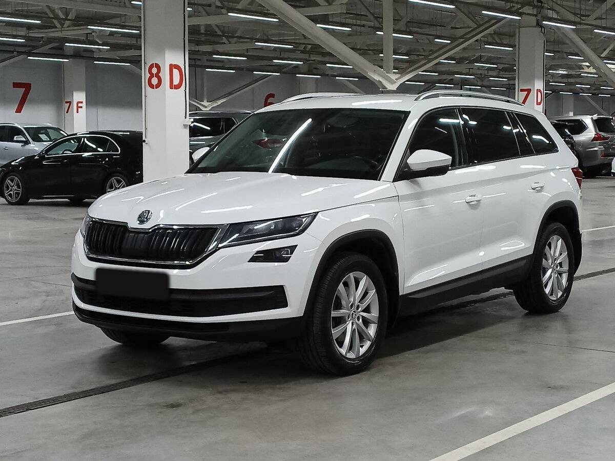 Skoda Kodiaq б/у, 2020, Роботизированная. Посмотреть фото