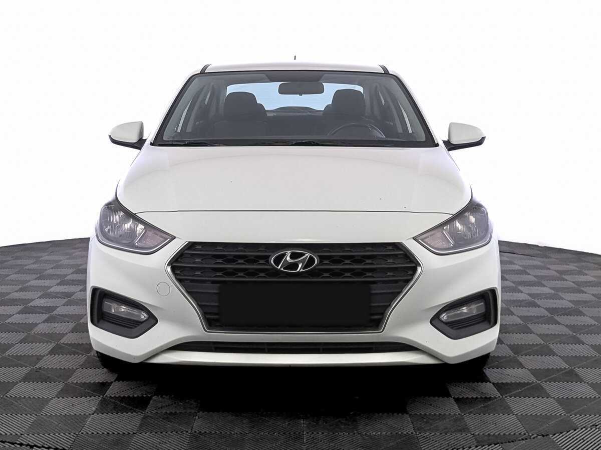 Hyundai Solaris б/у, 2017, Механическая. Фото: #1
