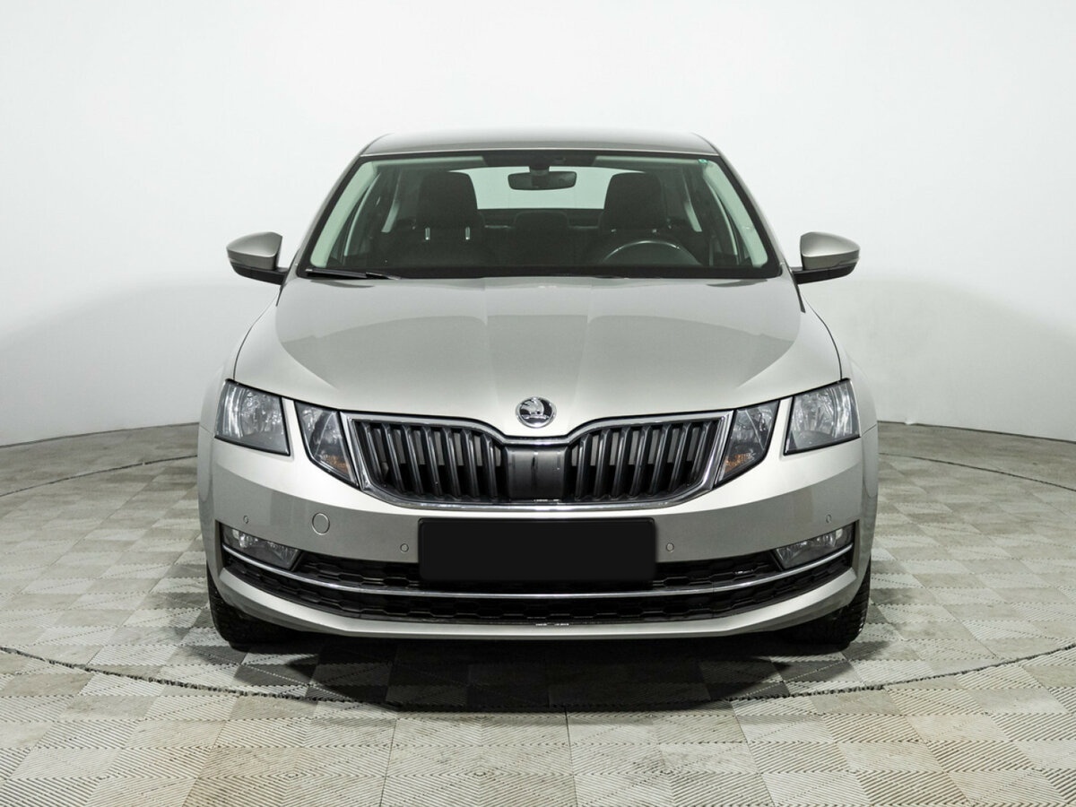 Skoda Octavia б/у, 2019, Роботизированная. Фото: #1