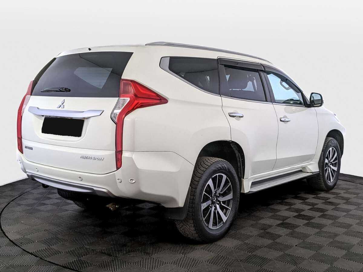 Mitsubishi Pajero Sport б/у, 2017, Автоматическая. Фото: #4