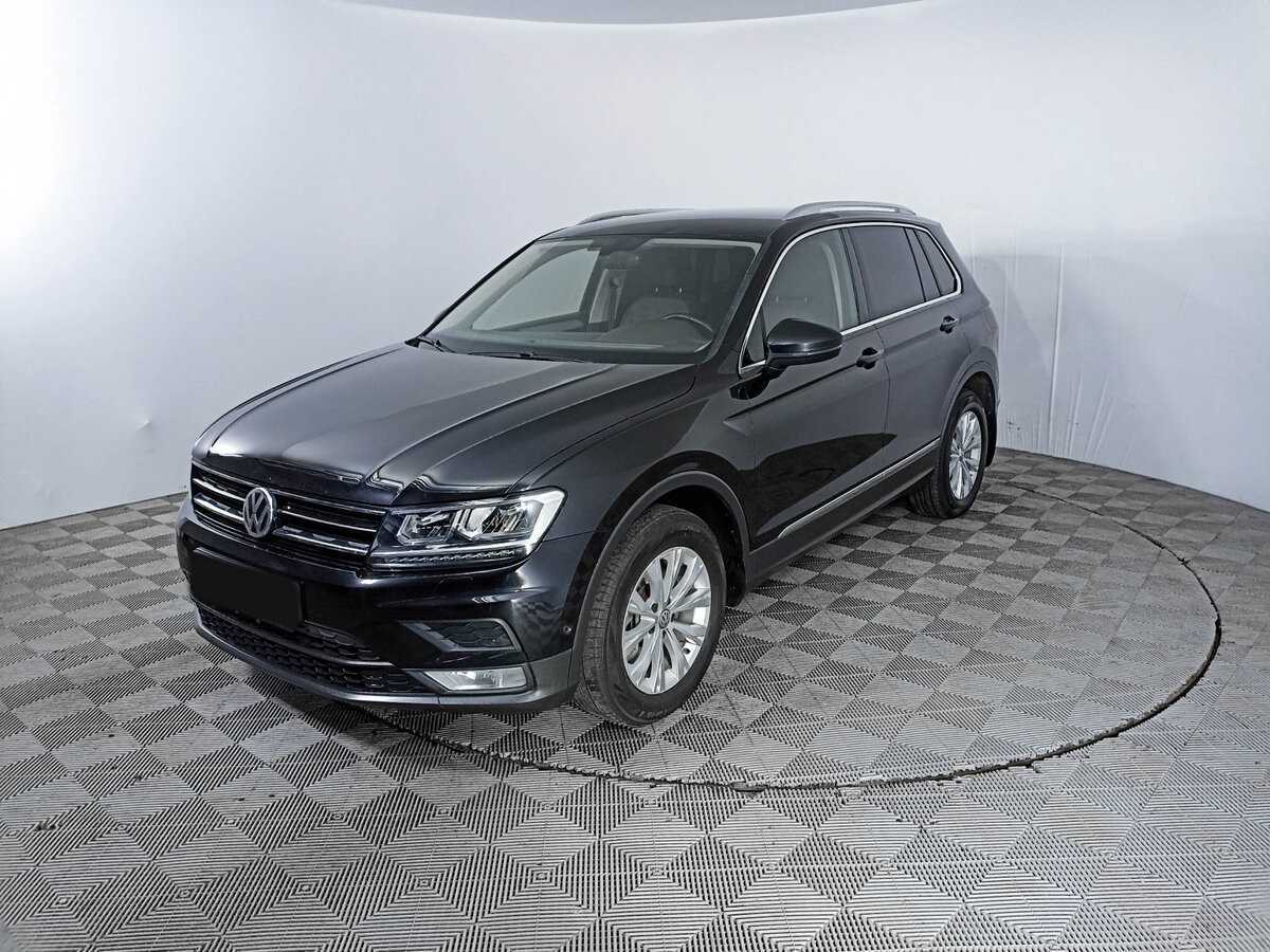 Volkswagen Tiguan б/у, 2017, Роботизированная. Посмотреть фото