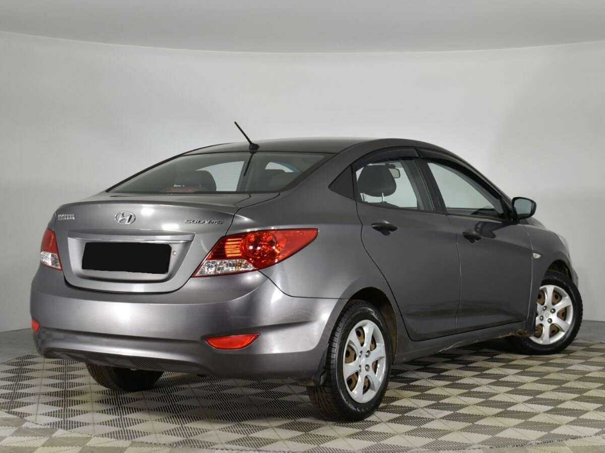 Hyundai Solaris б/у, 2013, Механическая. Фото: #1