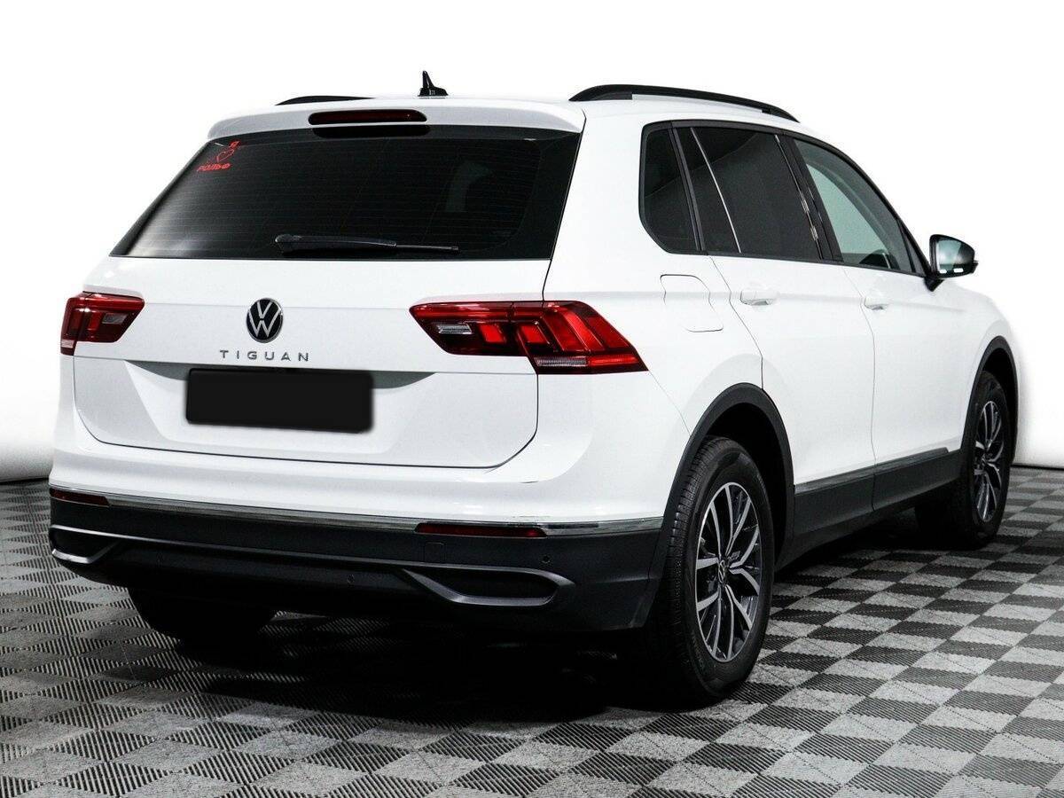 Volkswagen Tiguan б/у, 2021, Роботизированная. Фото: #4
