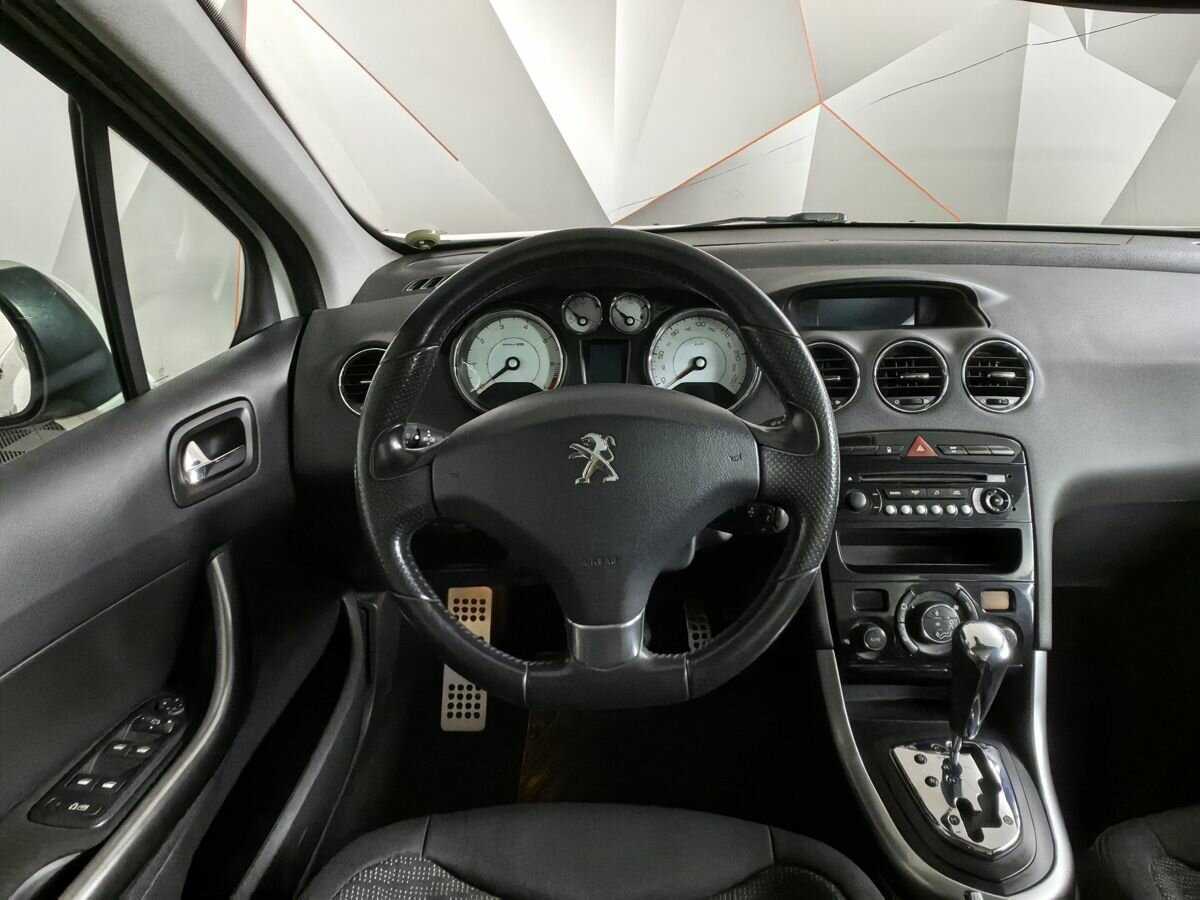 Peugeot 308 б/у, 2012, Автоматическая. Фото: #13