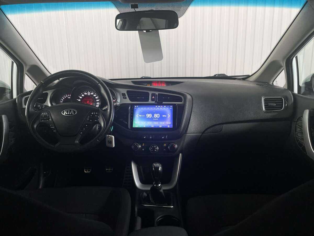Kia Ceed б/у, 2013, Механическая. Фото: #9