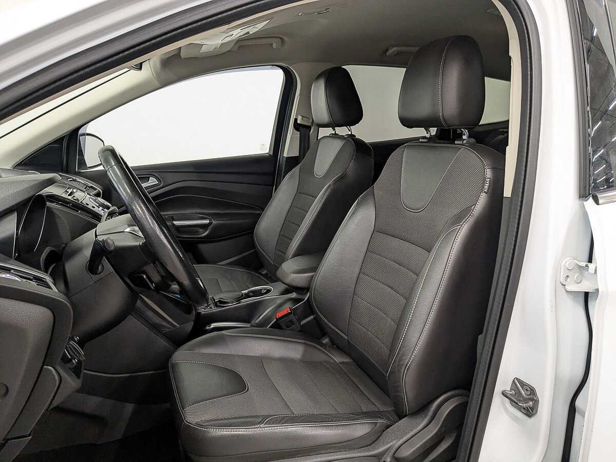 Ford Kuga б/у, 2014, Автоматическая. Фото: #17
