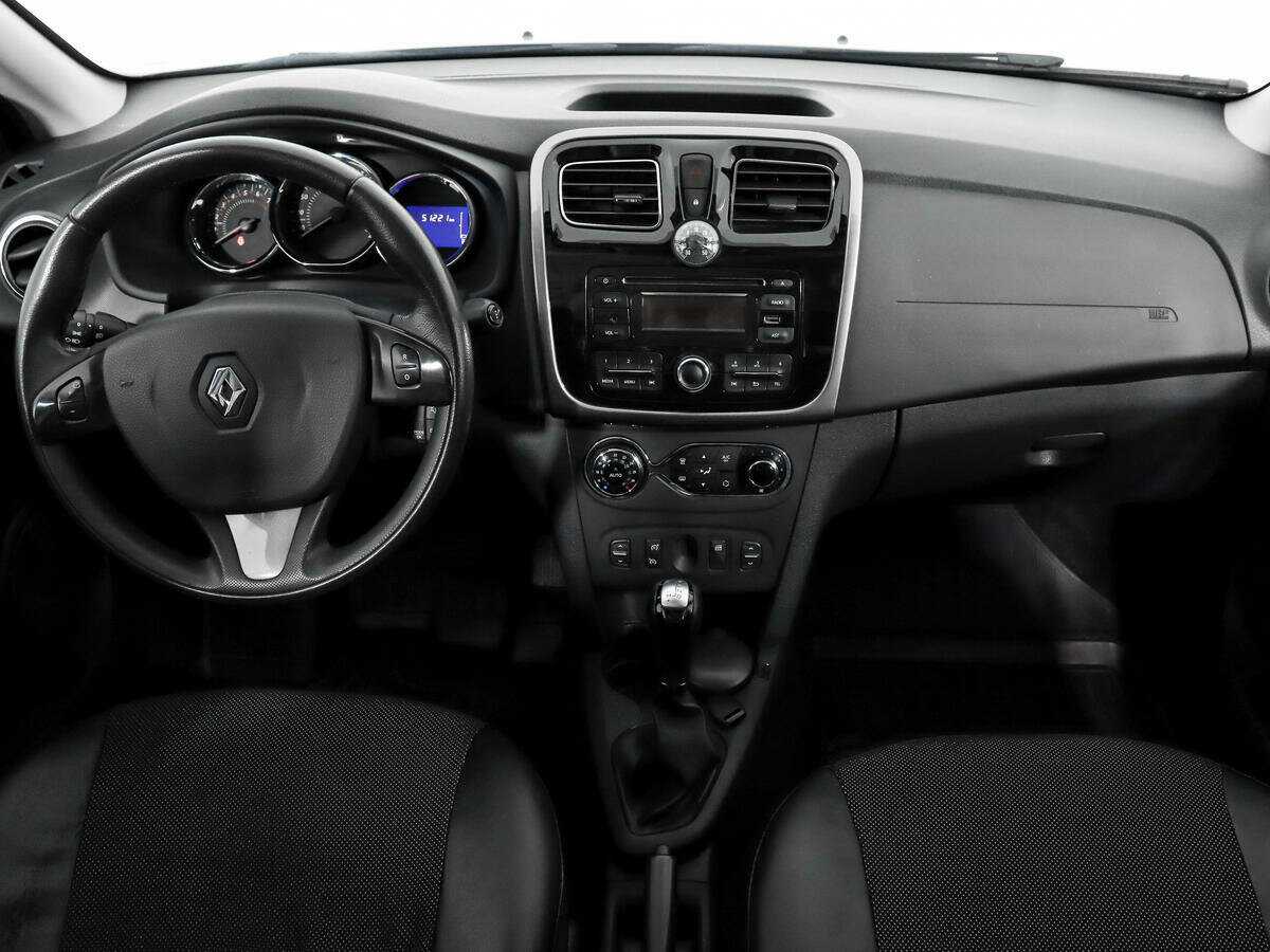 Renault Sandero б/у, 2016, Автоматическая. Фото: #11