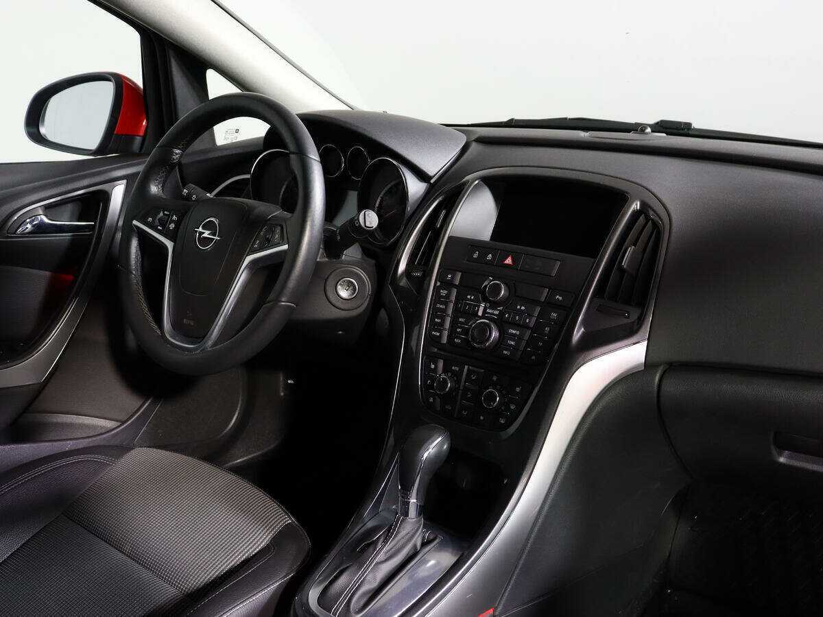 Opel Astra б/у, 2012, Автоматическая. Фото: #6