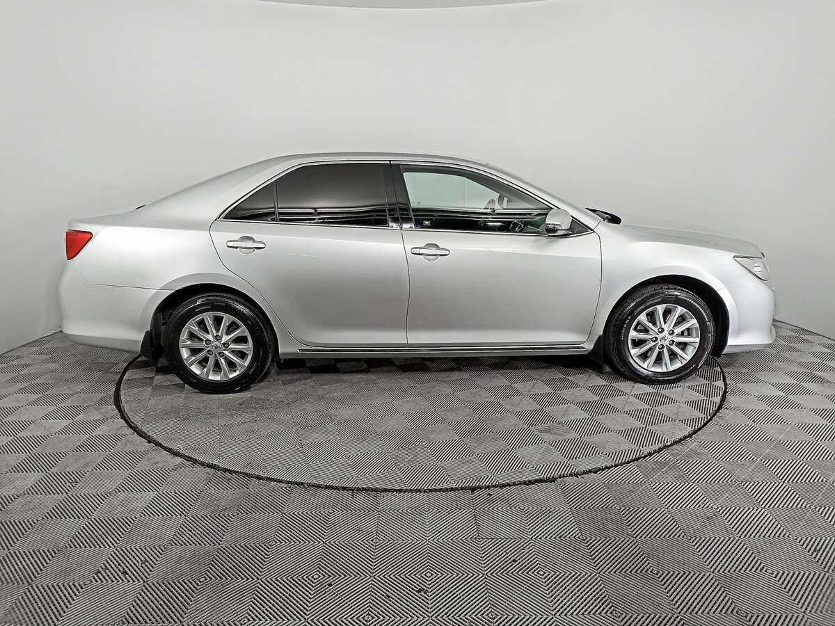 Toyota Camry б/у, 2014, Автоматическая. Фото: #3