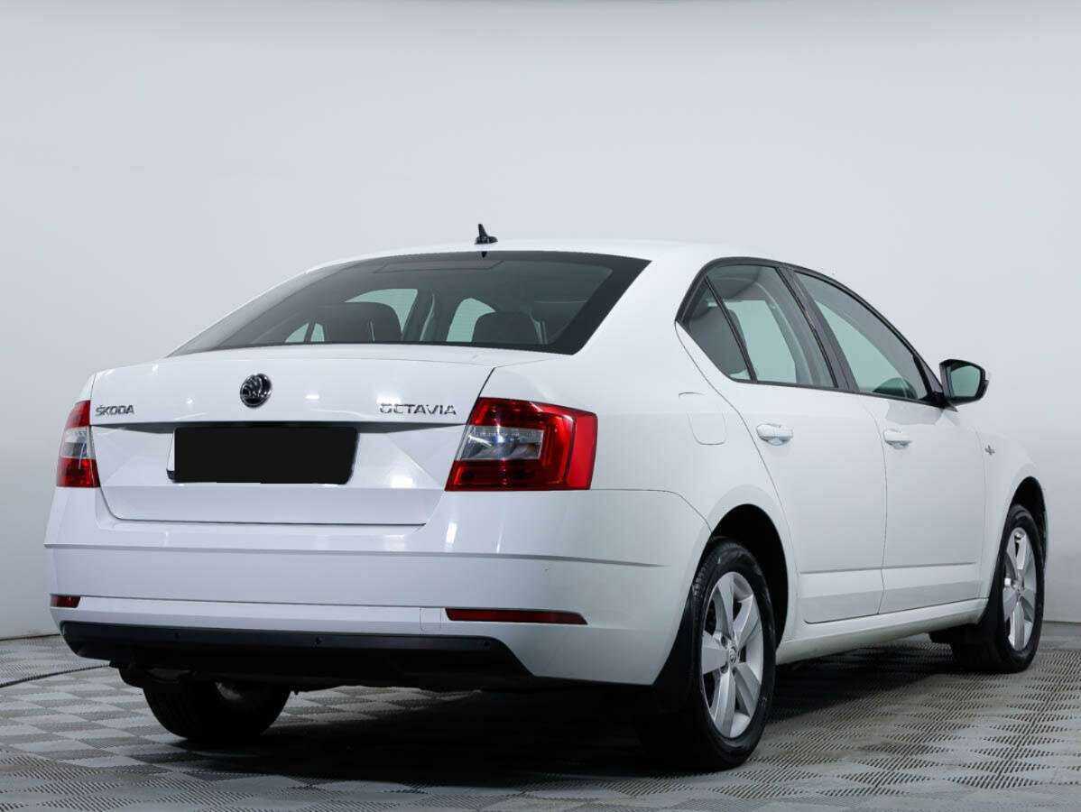 Skoda Octavia б/у, 2018, Механическая. Фото: #3