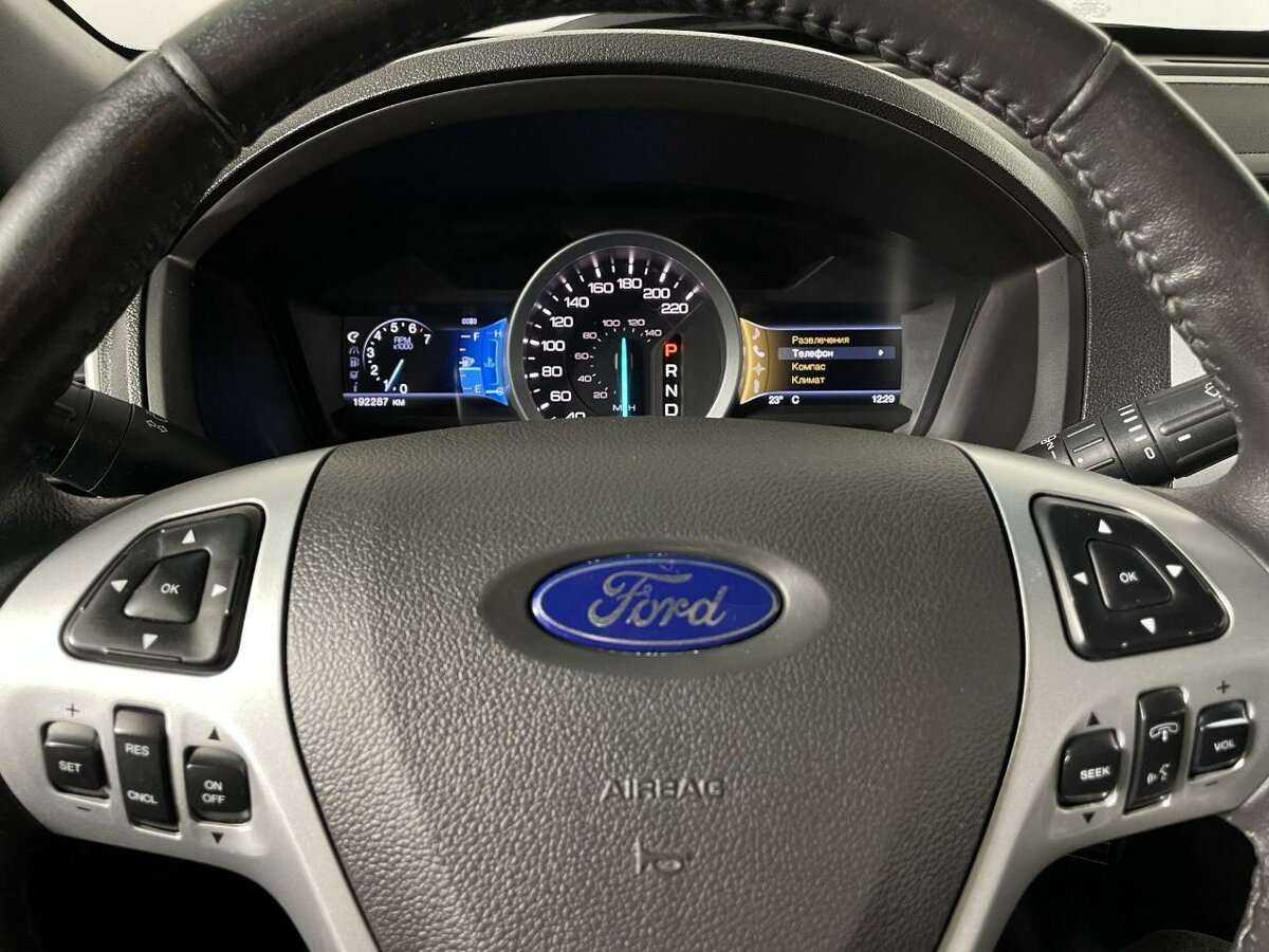 Ford Explorer б/у, 2013, Автоматическая. Фото: #10